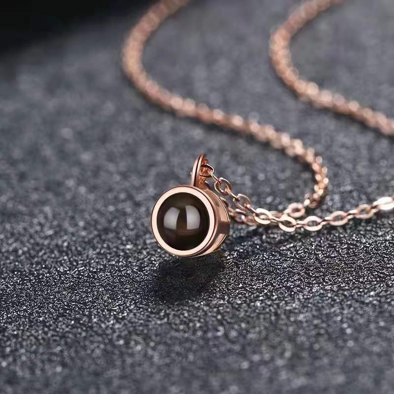 Photo Projection Necklace – ‘I Love You’ in 100 Languages 💕